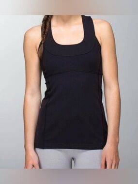 Lululemon Scoop Neck Racer Back Athletic Top